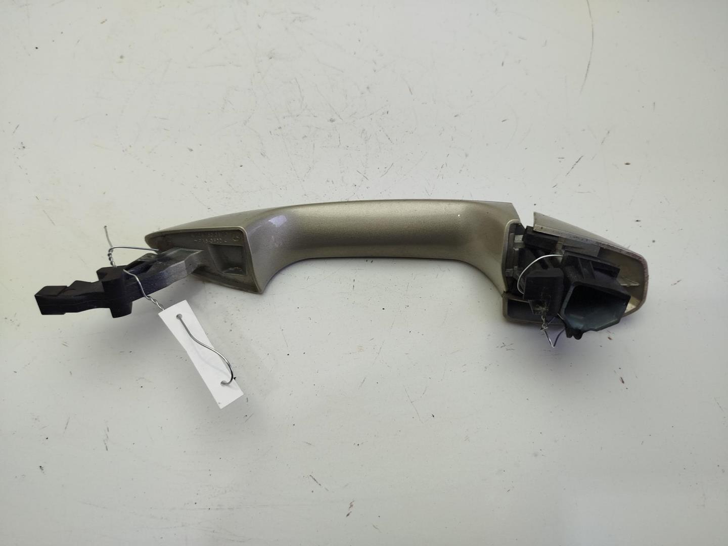 Ручка двери задней наружная левая