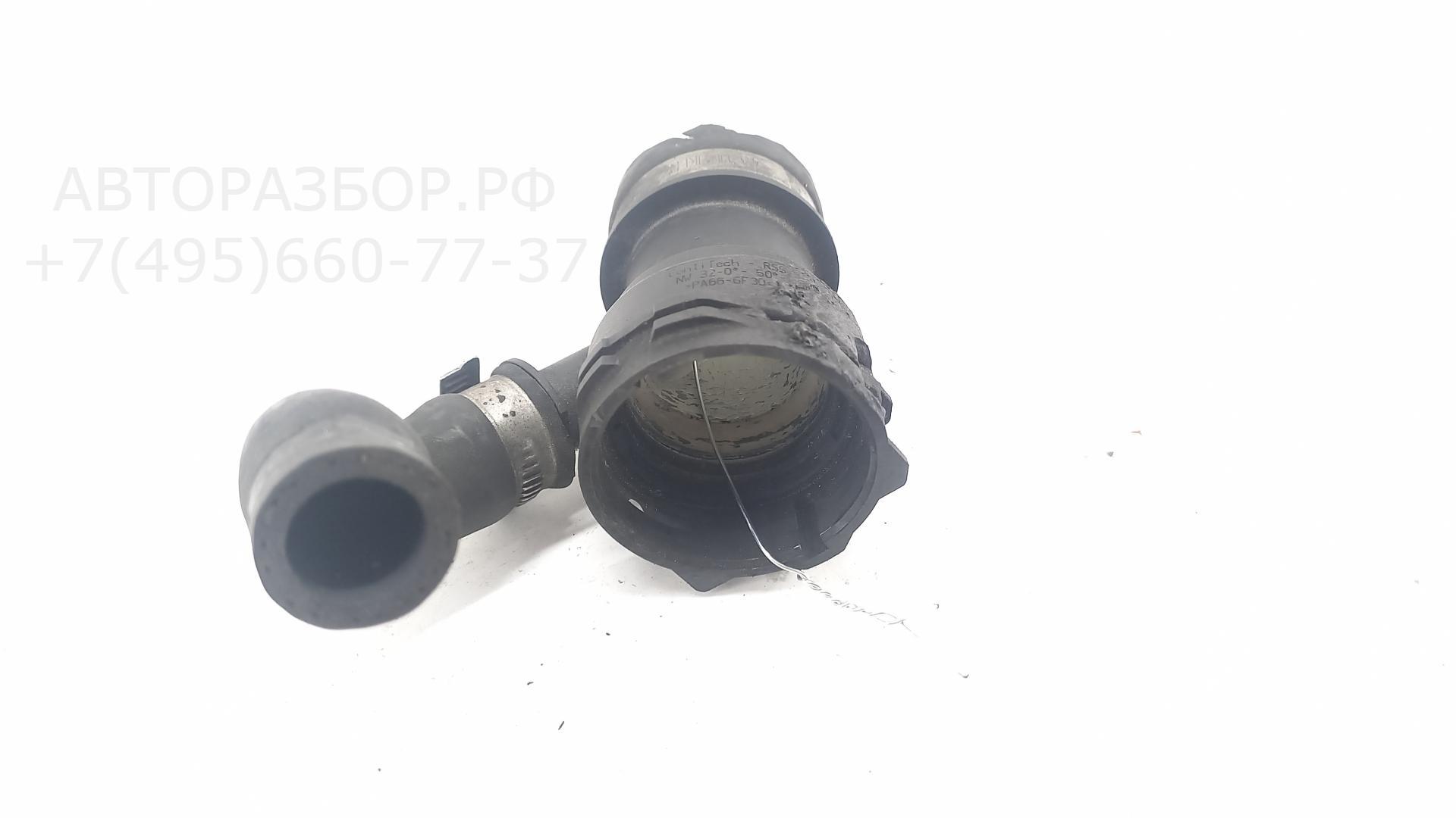 Патрубок радиатора