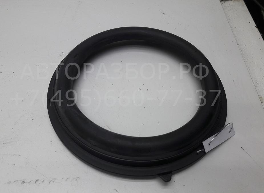 Накладка двери передней правой