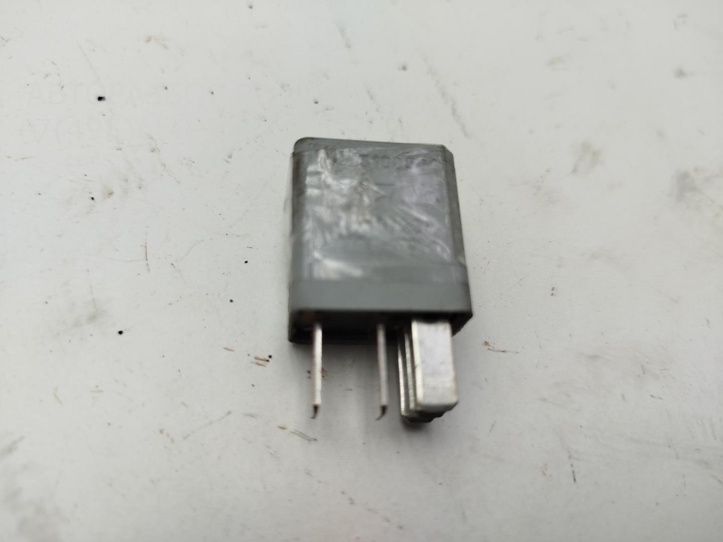 Реле поворотов