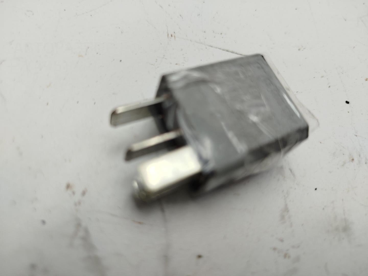 Реле поворотов