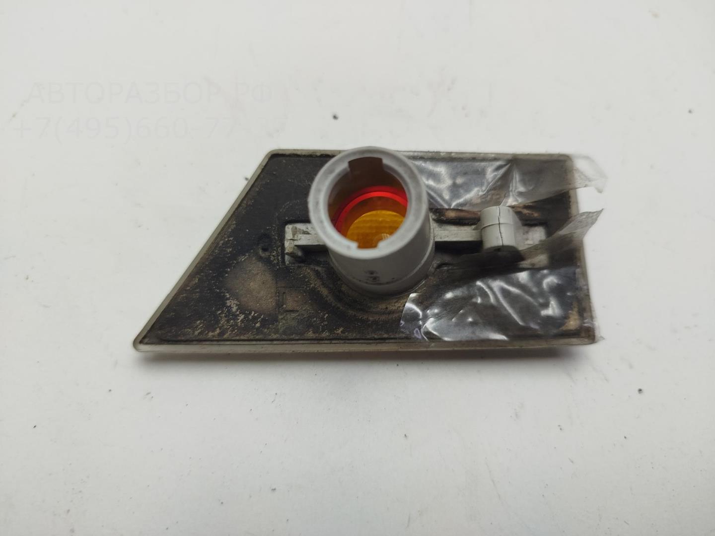 Указатель поворота левый