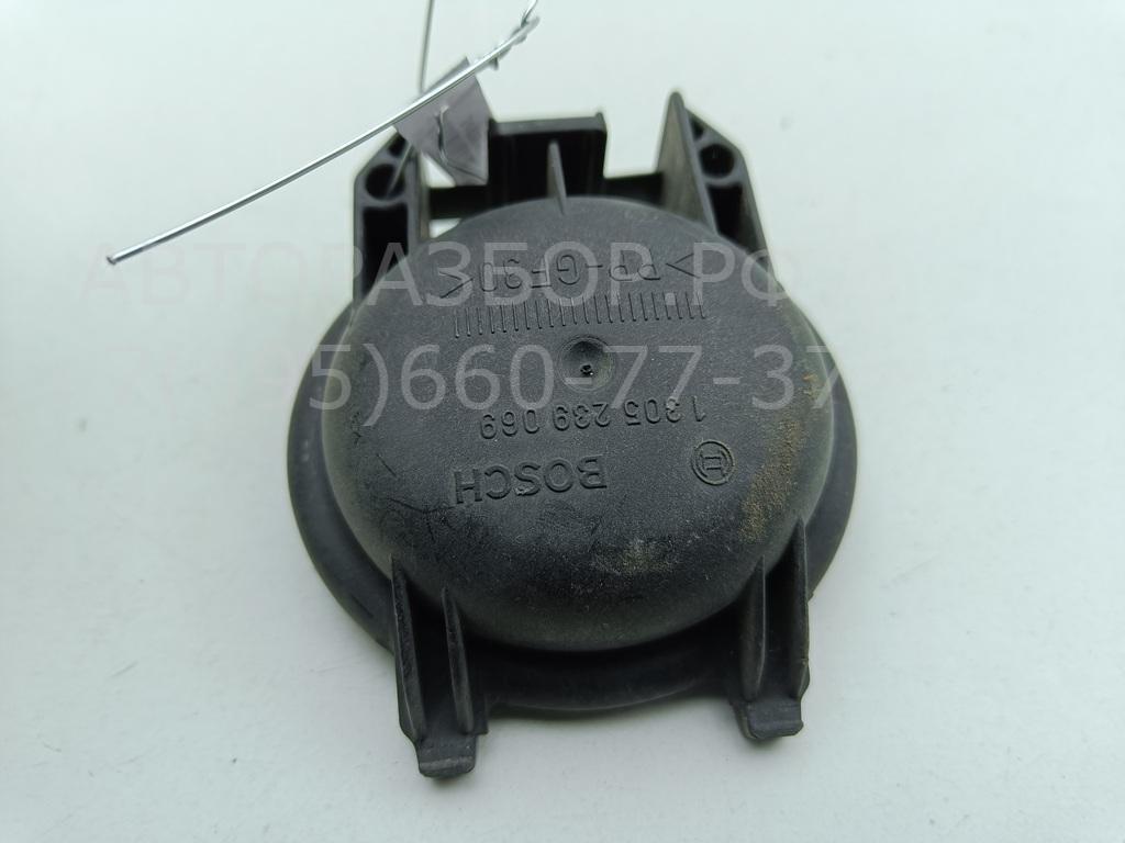 Крышка фары левой