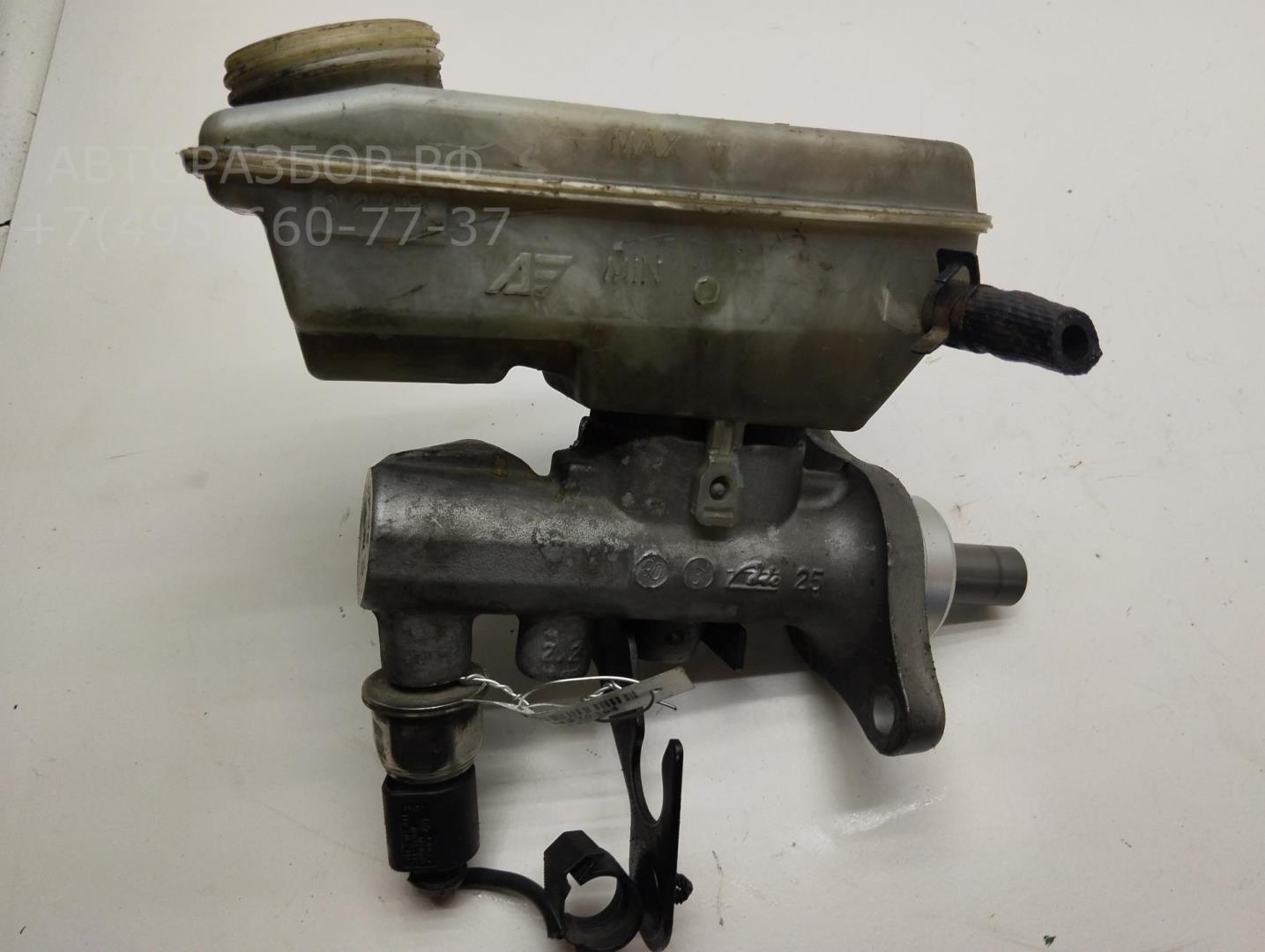 Цилиндр тормозной главный