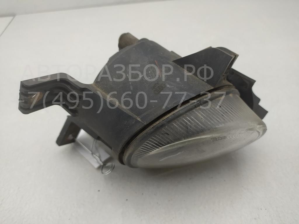 Фара противотуманная правая