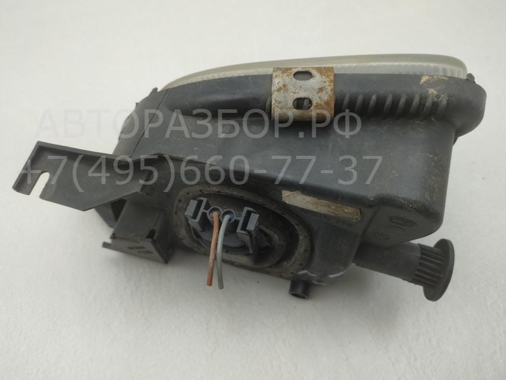 Фара противотуманная правая