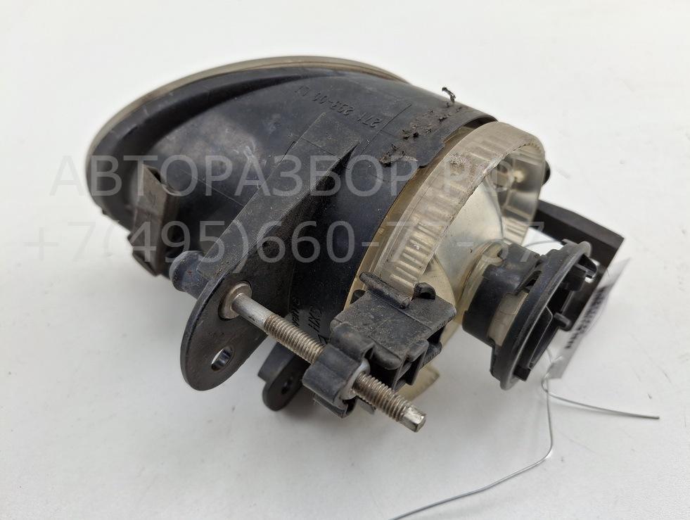 Фара противотуманная левая