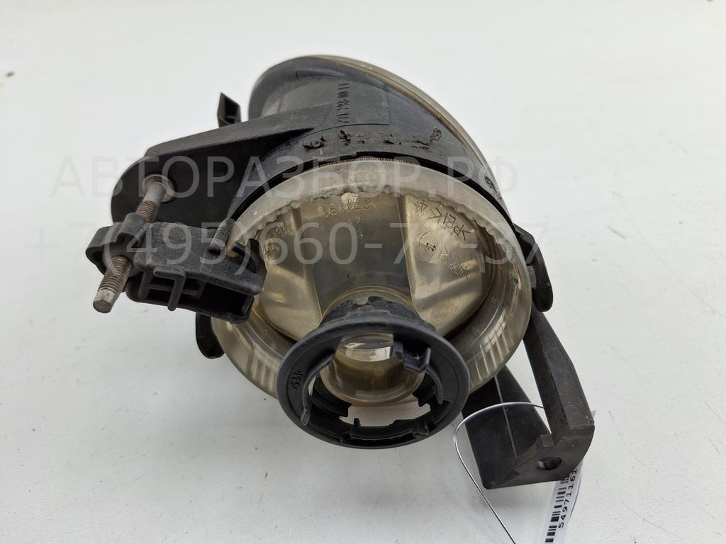 Фара противотуманная левая