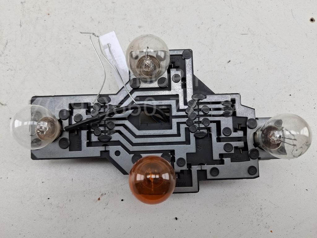 Плата заднего фонаря правого