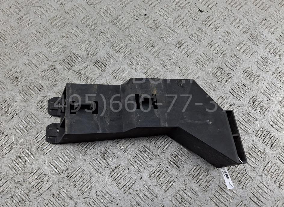 Кронштейн переднего бампера правый