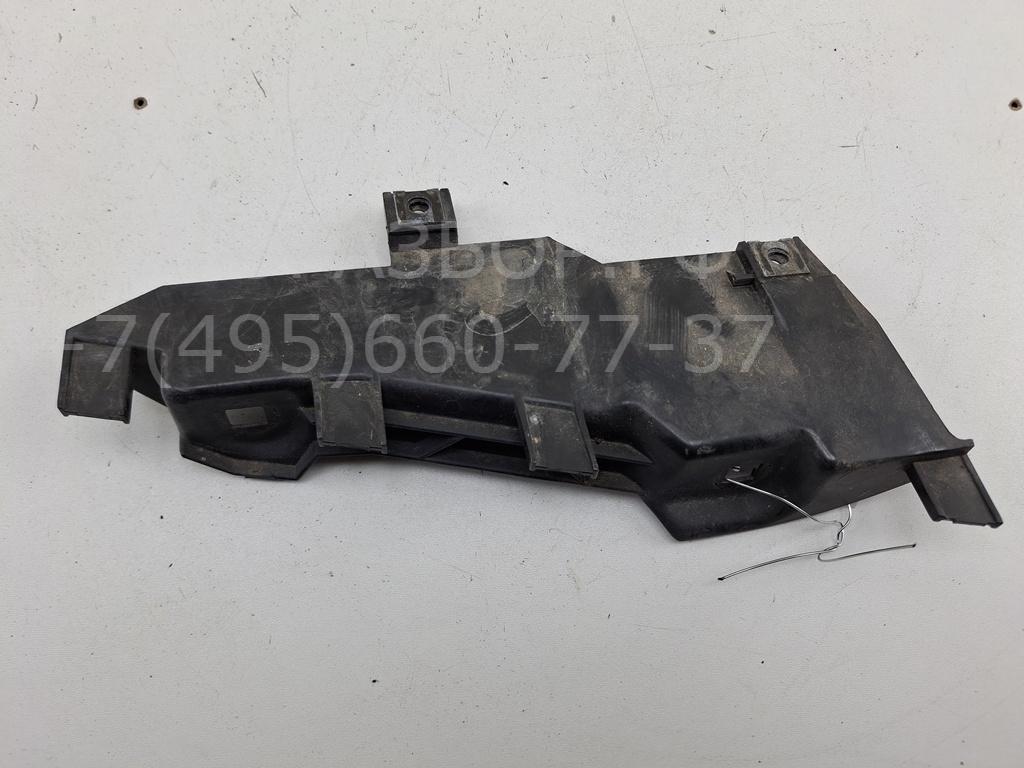 Кронштейн фар правый