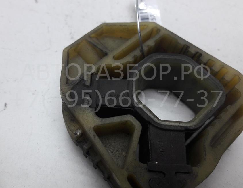 Кронштейн радиатора