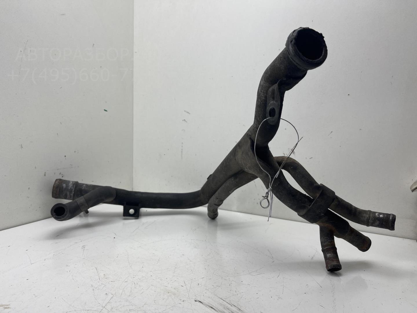 Трубка системы охлаждения