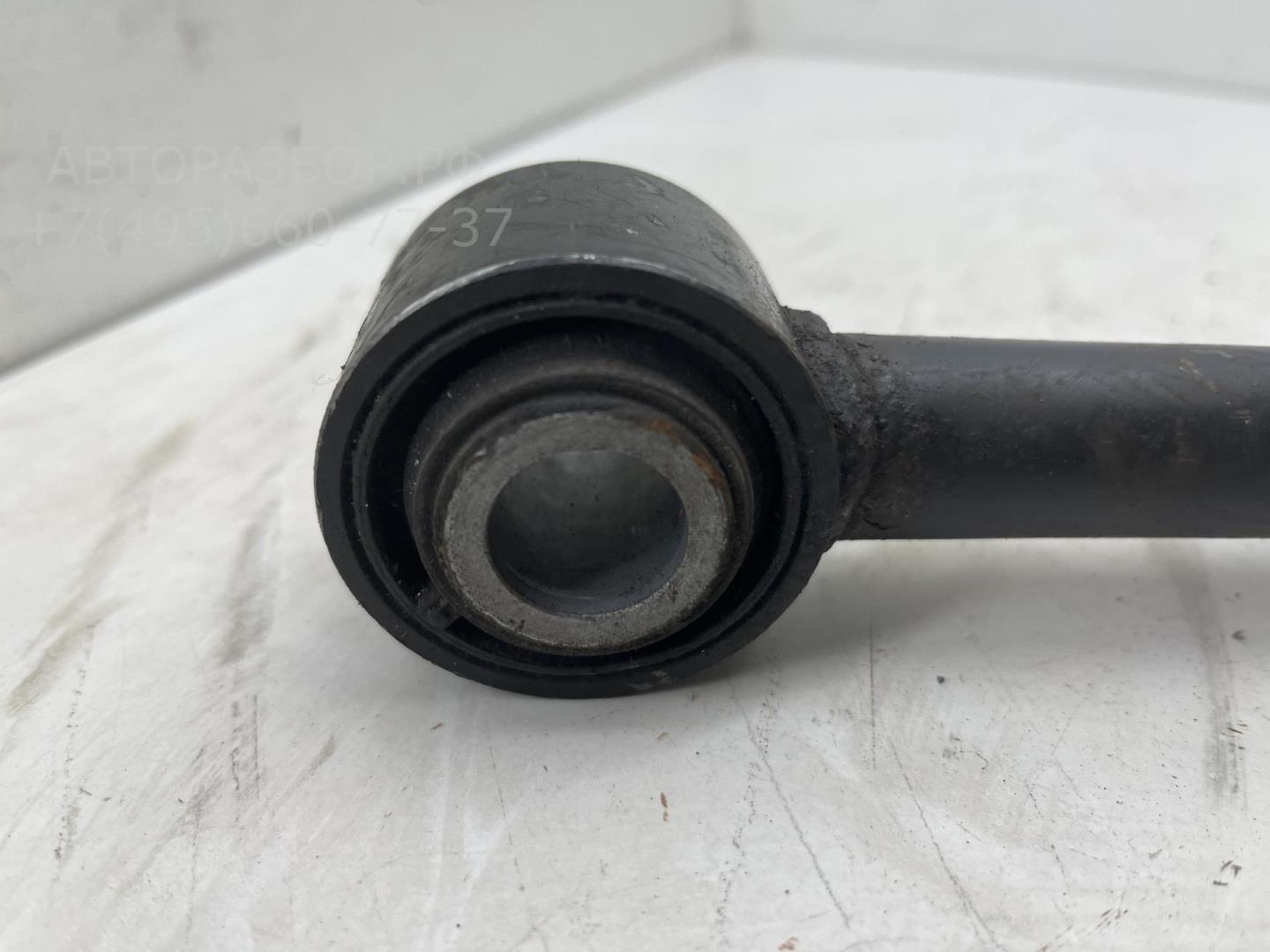 Рычаг задний правый