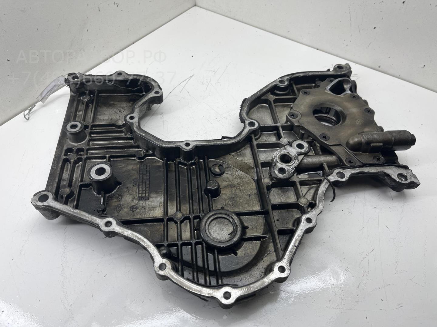 Крышка двигателя передняя