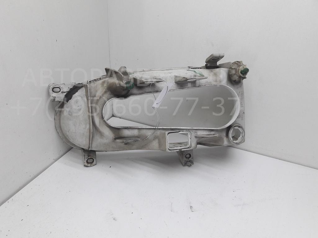 Корпус фары правой