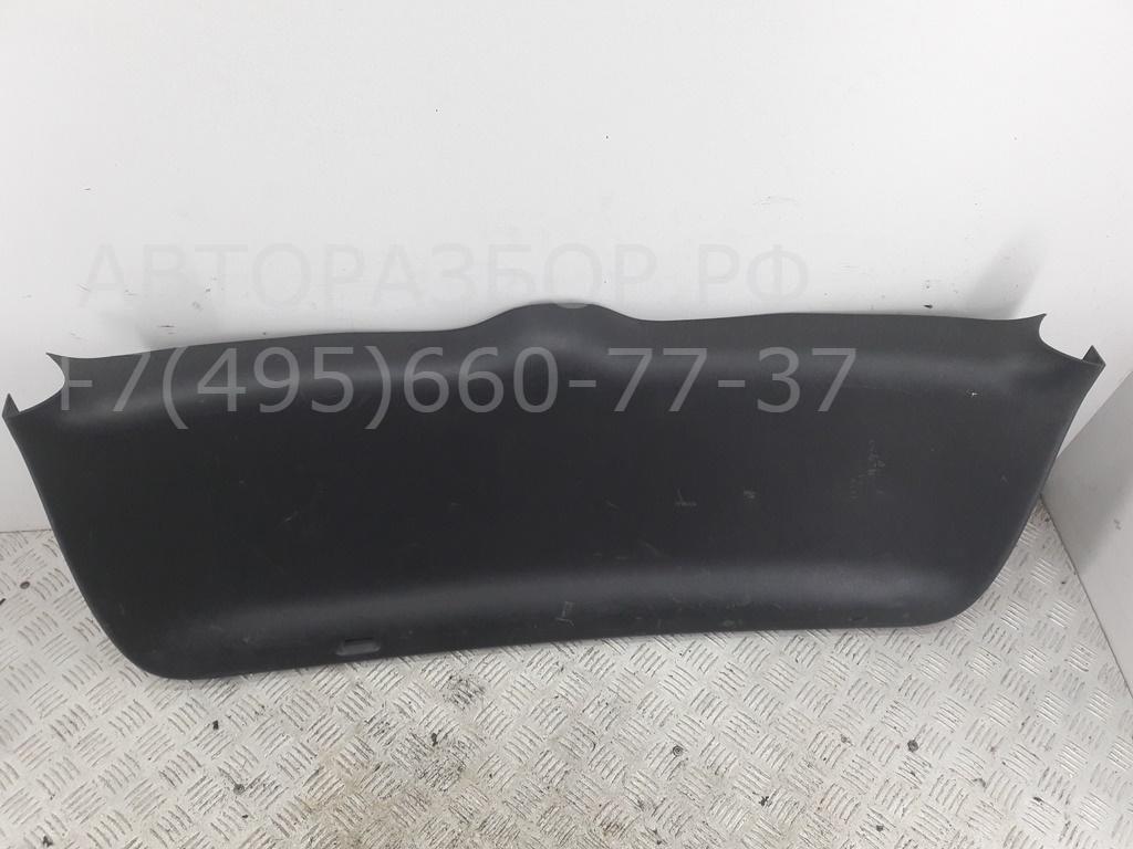 Обшивка крышки багажника