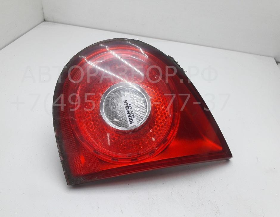 Фонарь задний внутренний правый