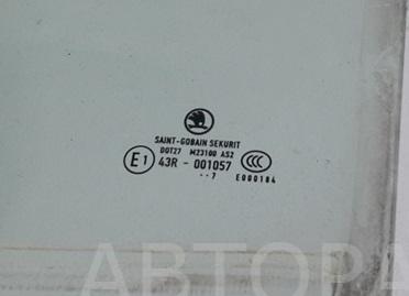 Стекло двери задней левой