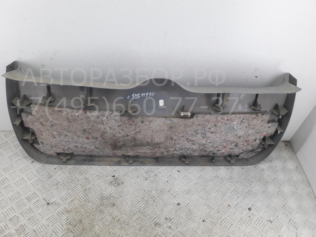 Обшивка крышки багажника