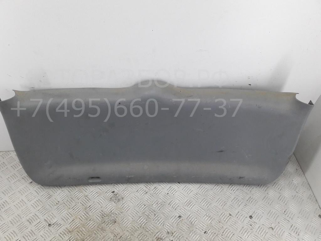 Обшивка крышки багажника