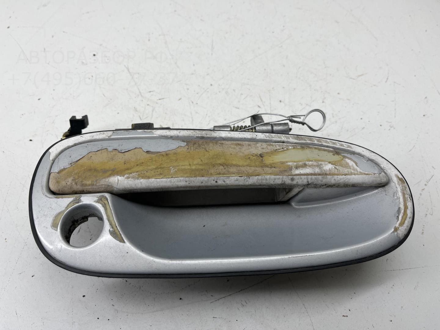 Ручка двери передней наружная правая