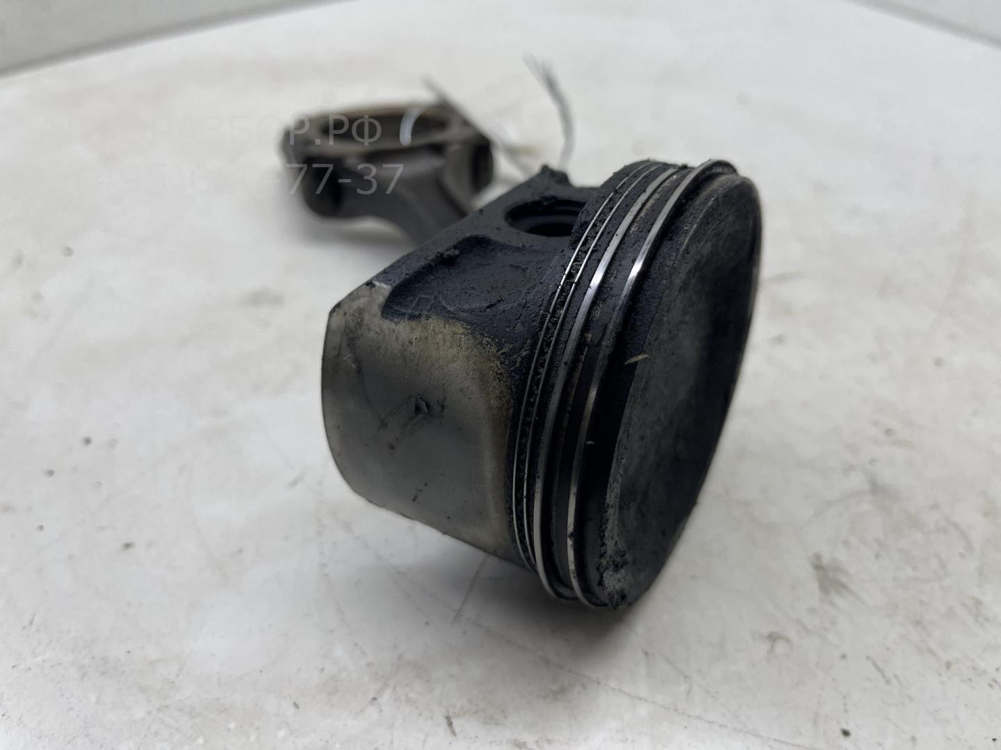 Поршень с шатуном