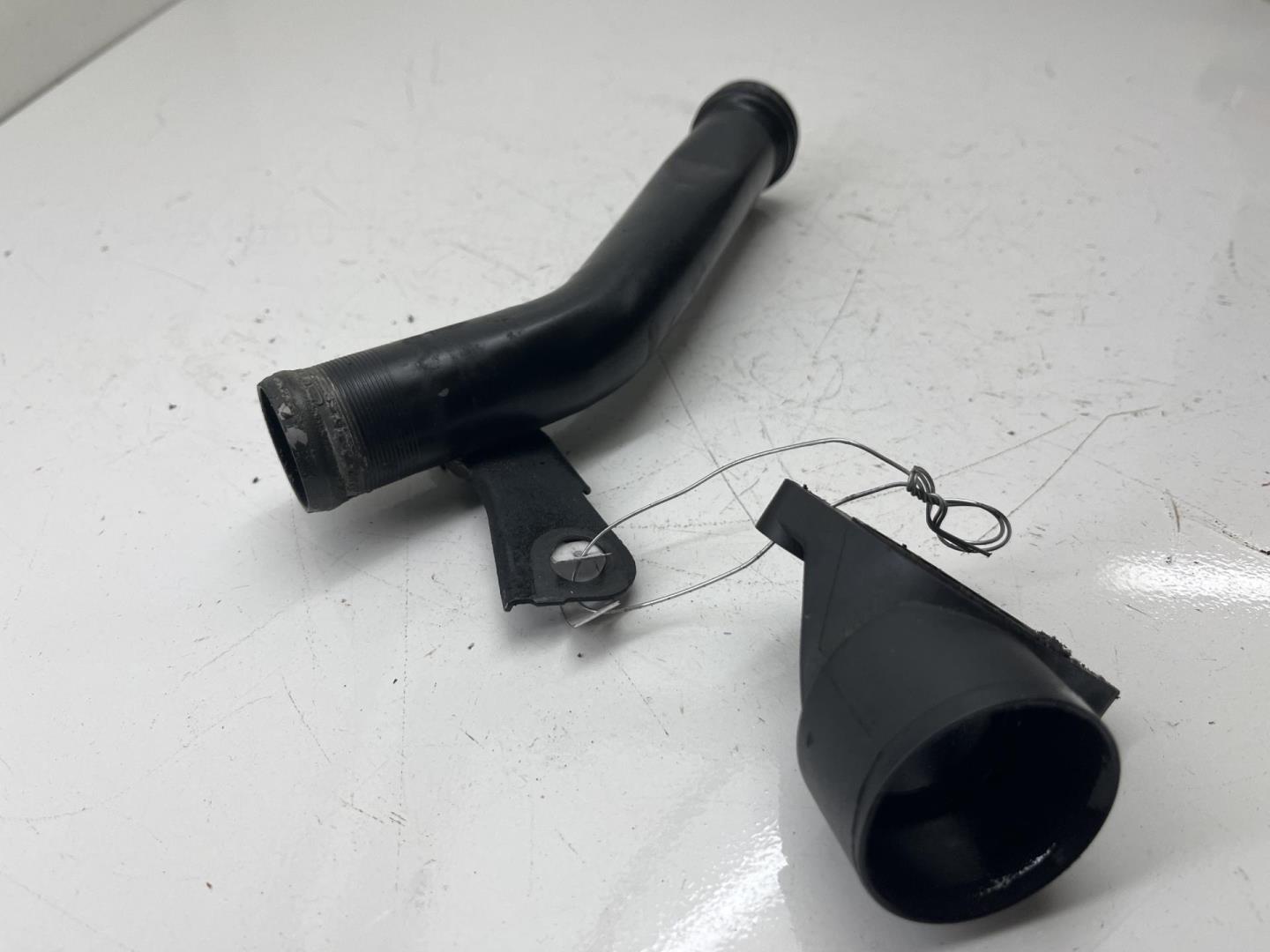 Трубка системы охлаждения