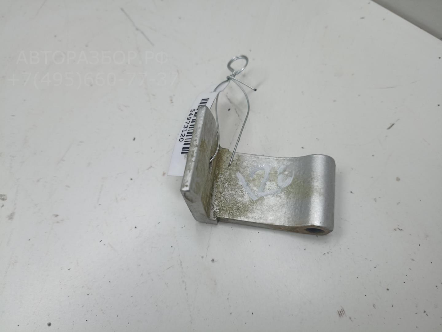 Петля крышки багажника