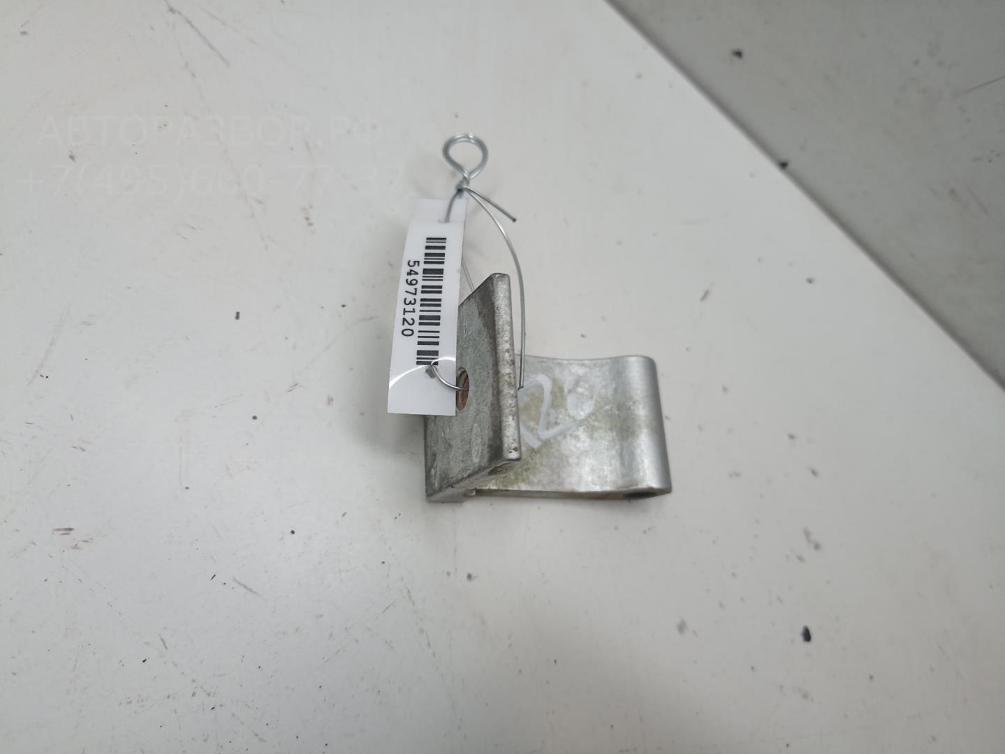 Петля крышки багажника