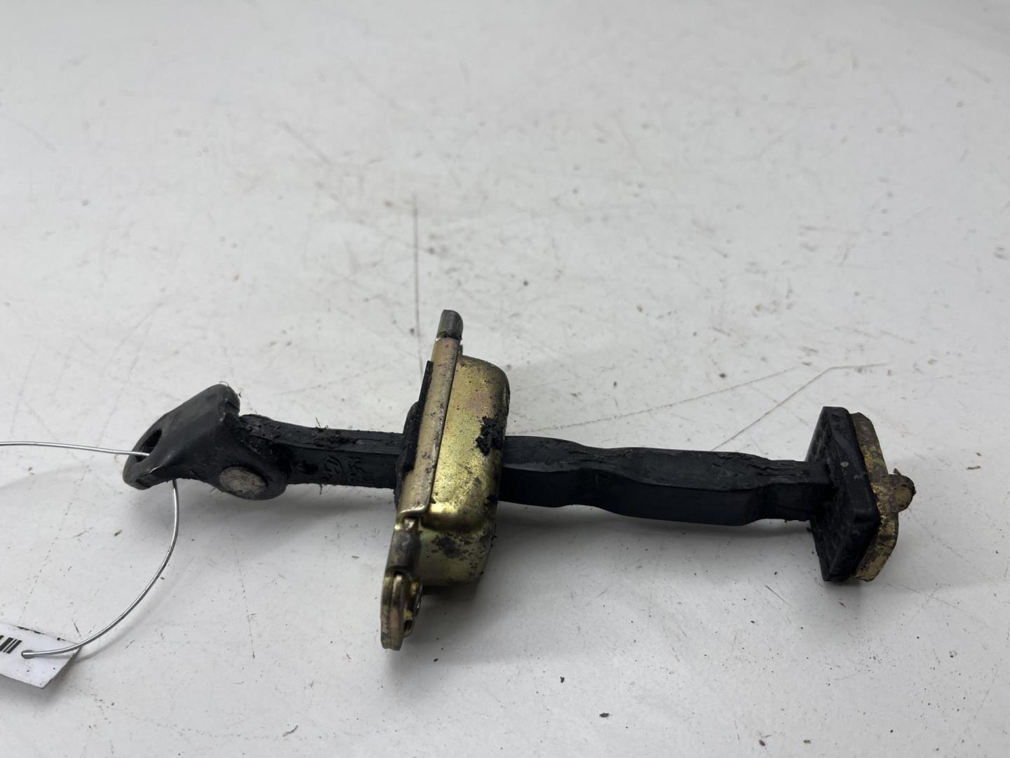 Ограничитель двери