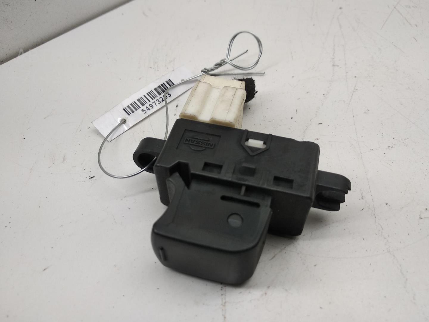 Кнопка стеклоподъемника