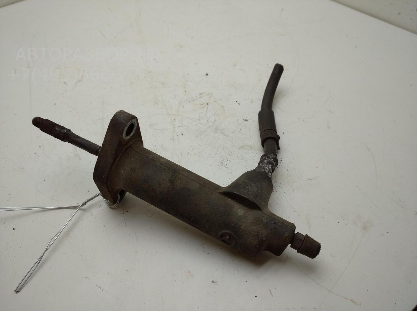 Цилиндр сцепления рабочий