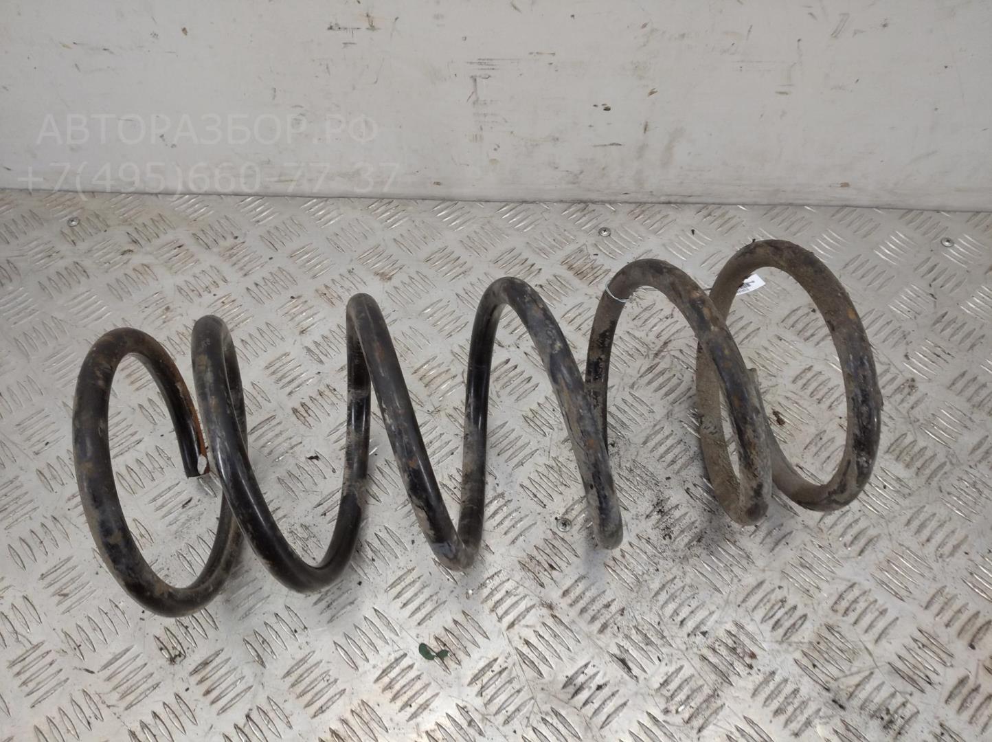 Пружина передняя