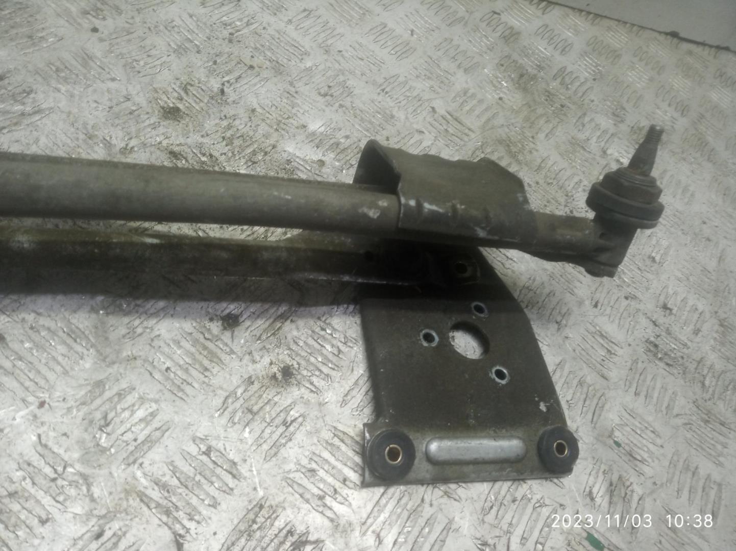 Моторчик стеклоочистителя передний