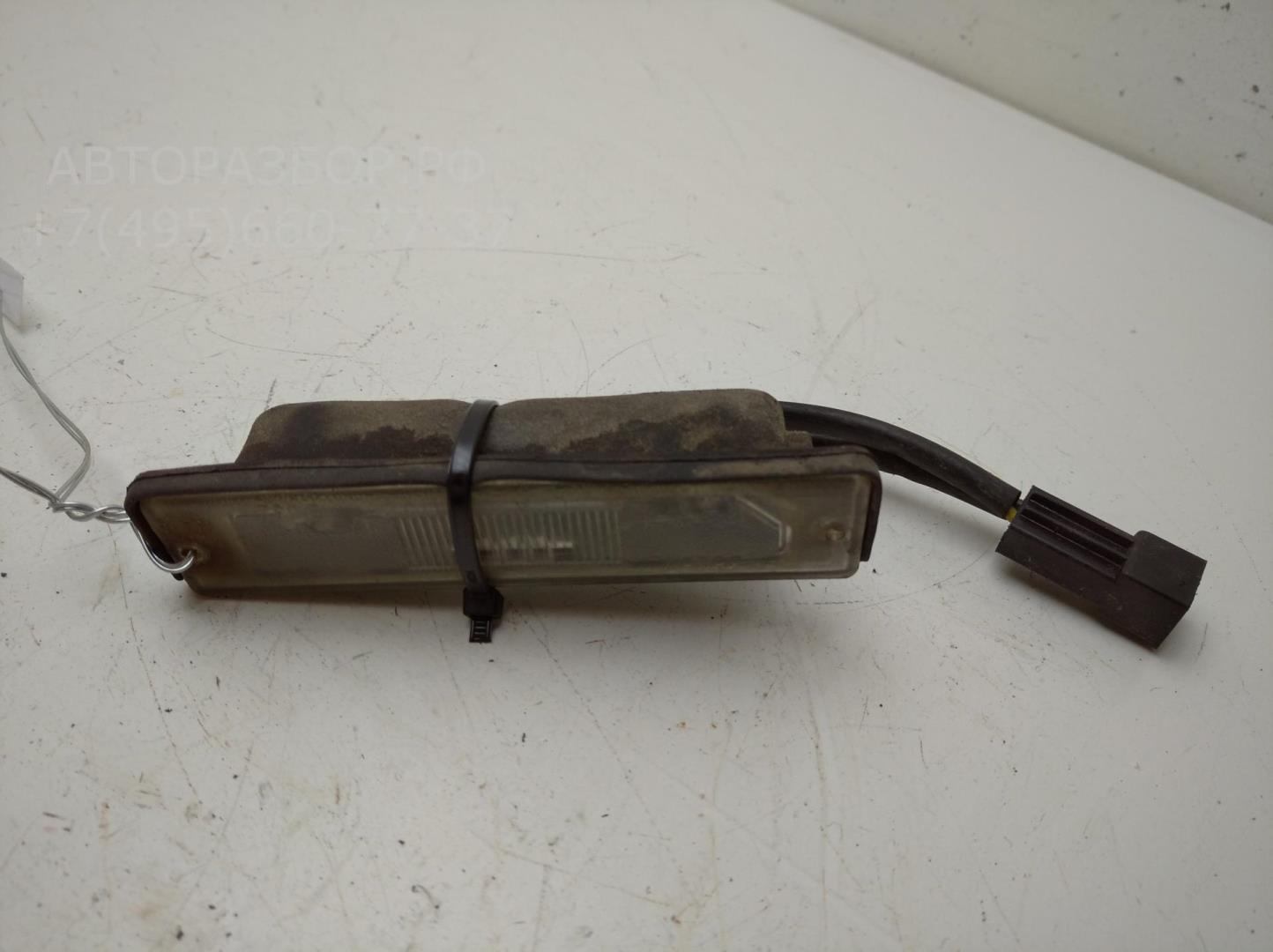 Фонарь подсветки номера