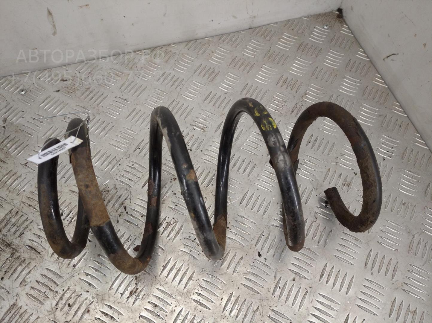 Пружина передняя