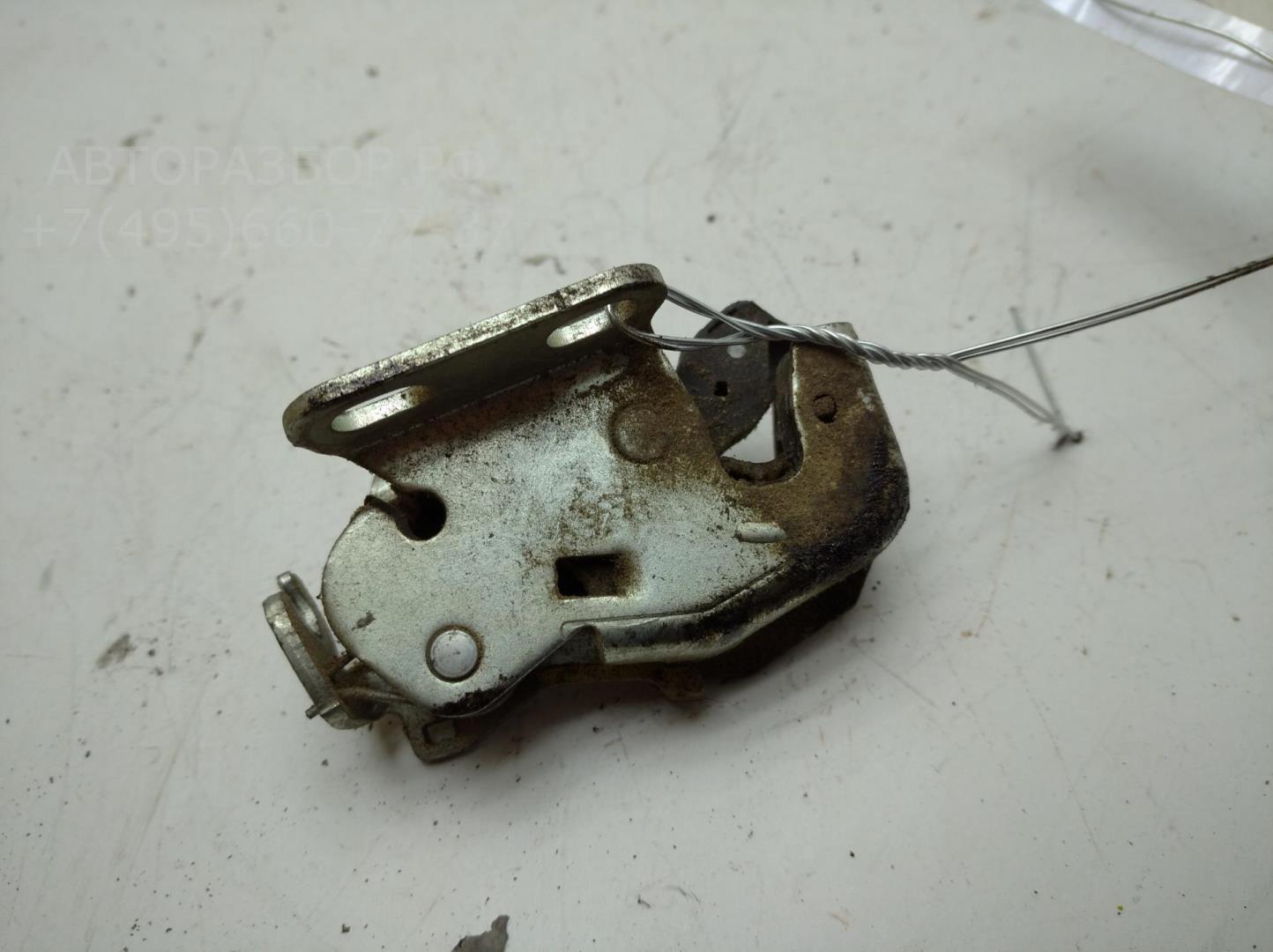 Замок двери задней правой