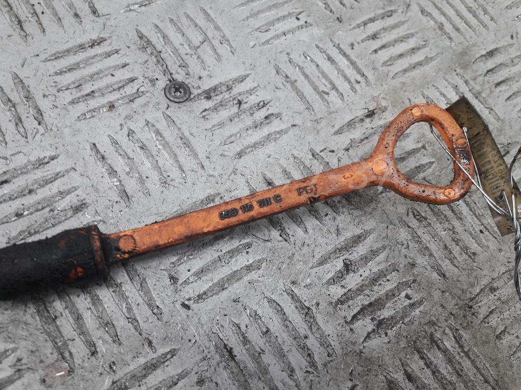 Щуп масляный двигателя