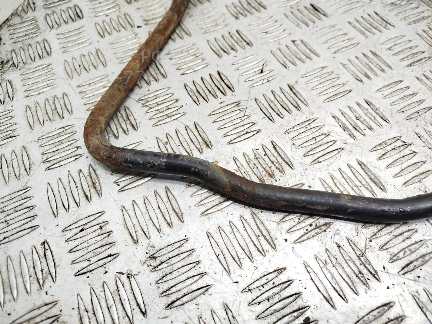 Стабилизатор задний