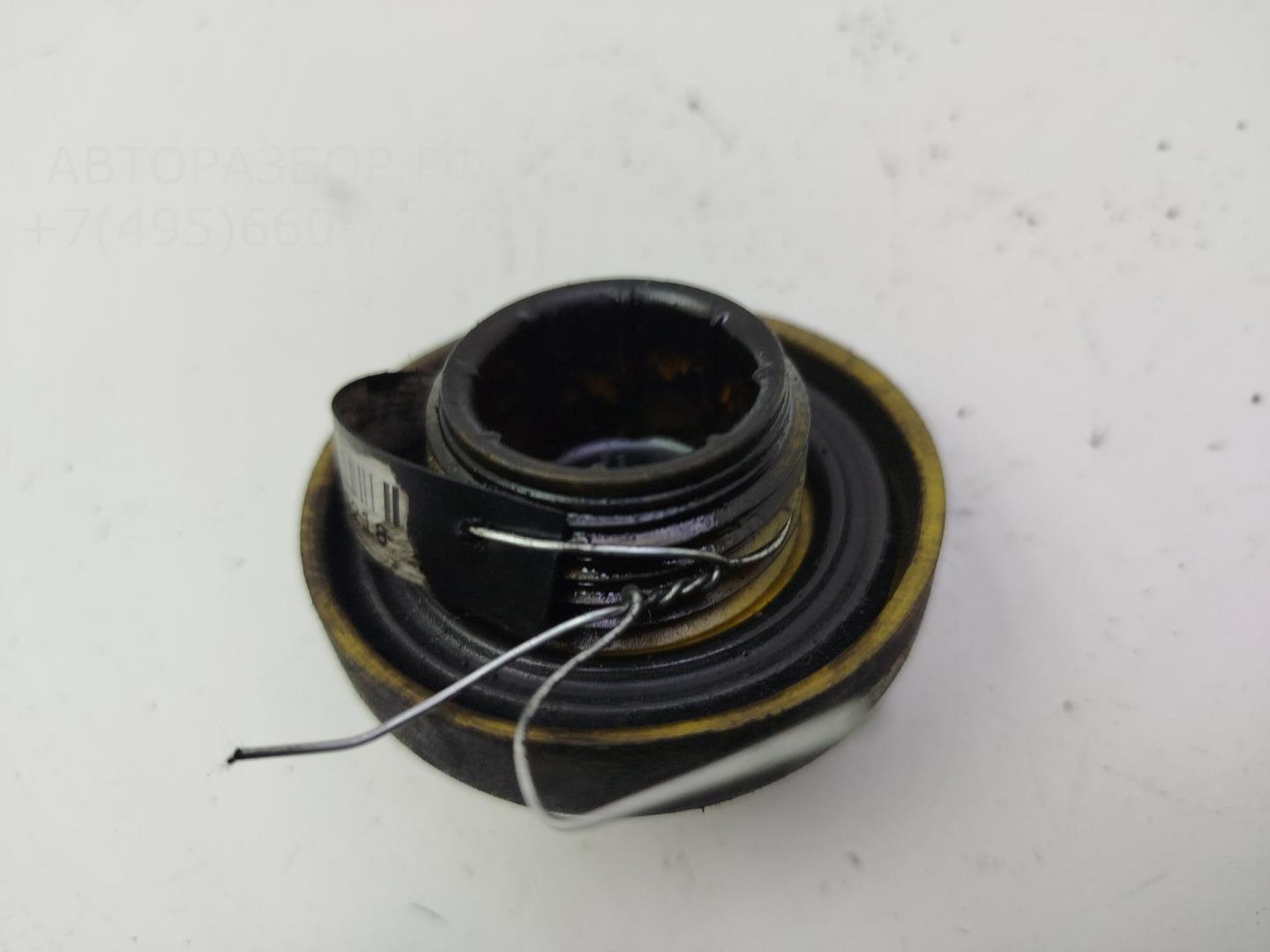 Крышка маслозаливной горловины