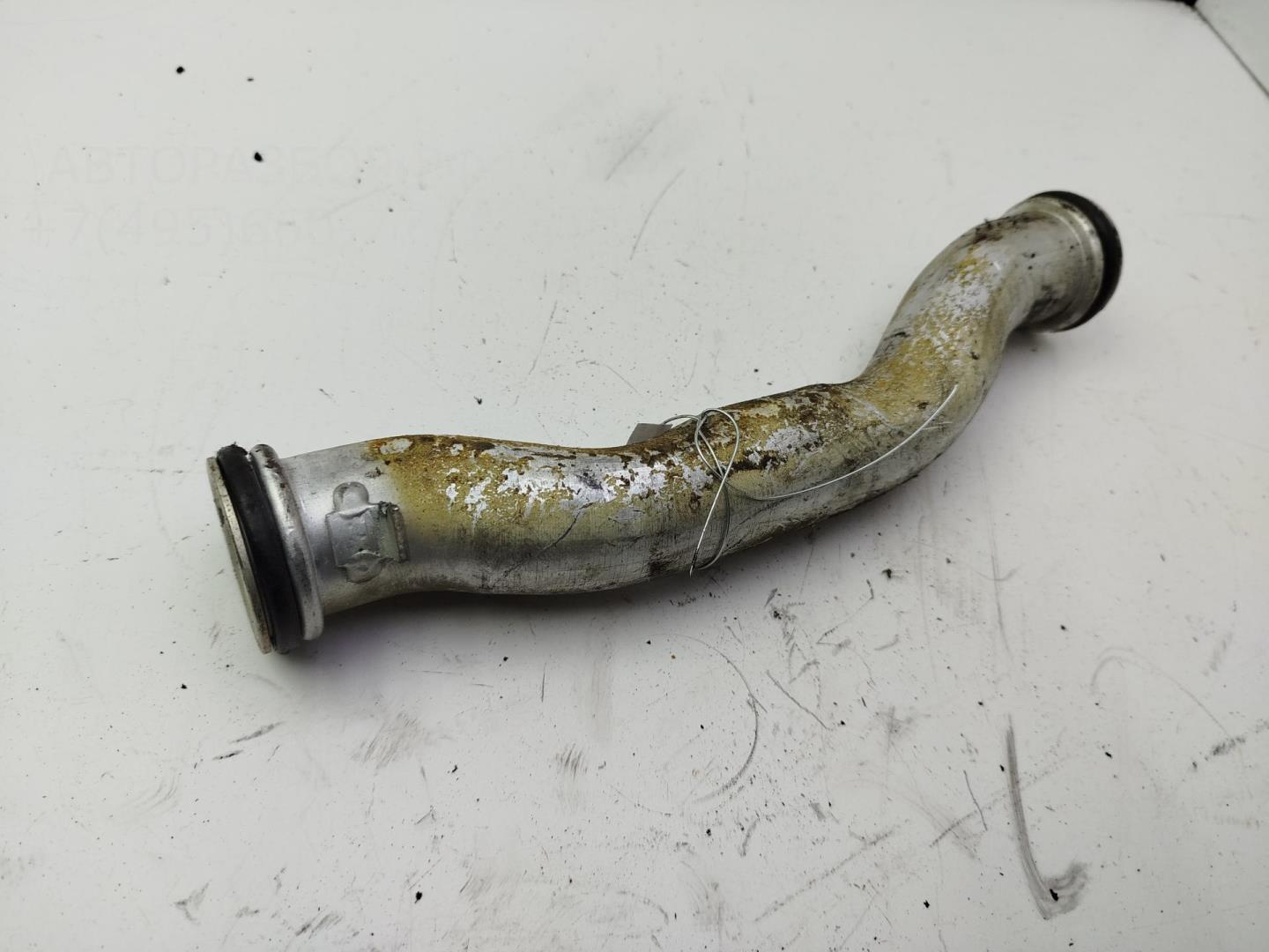 Трубка системы охлаждения