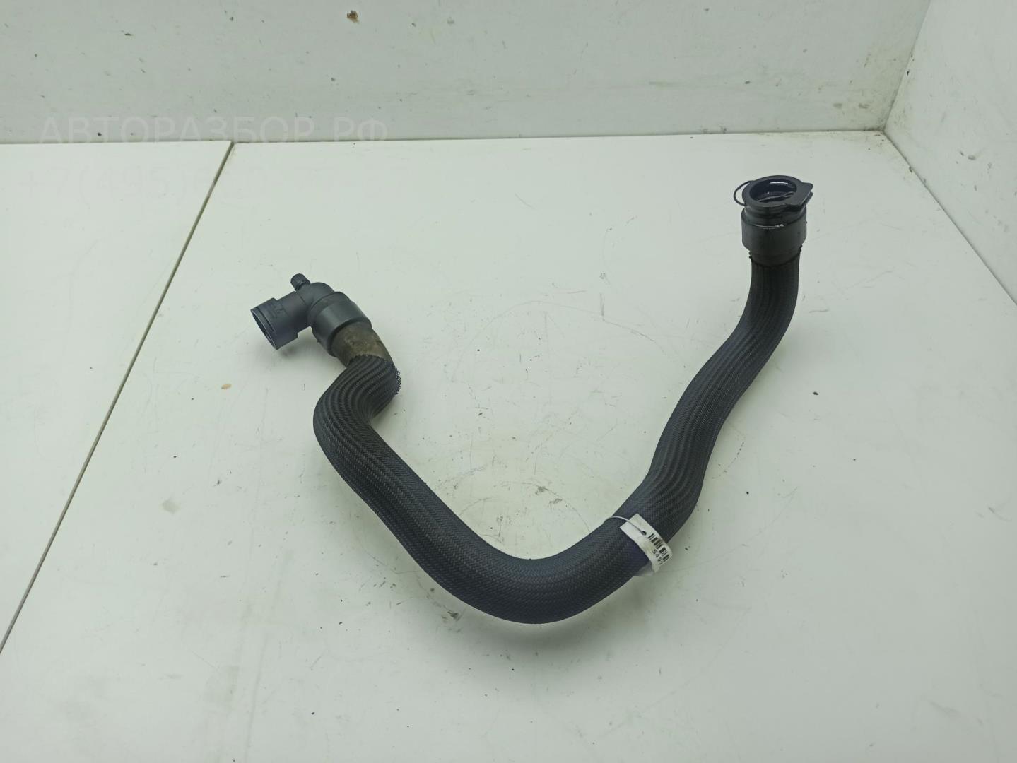 Патрубок отопителя