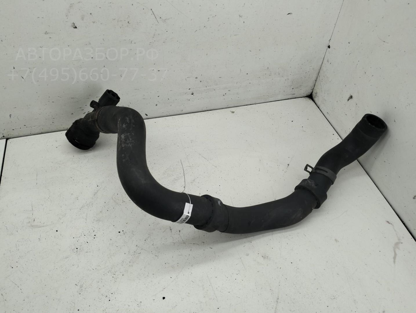 Патрубок радиатора