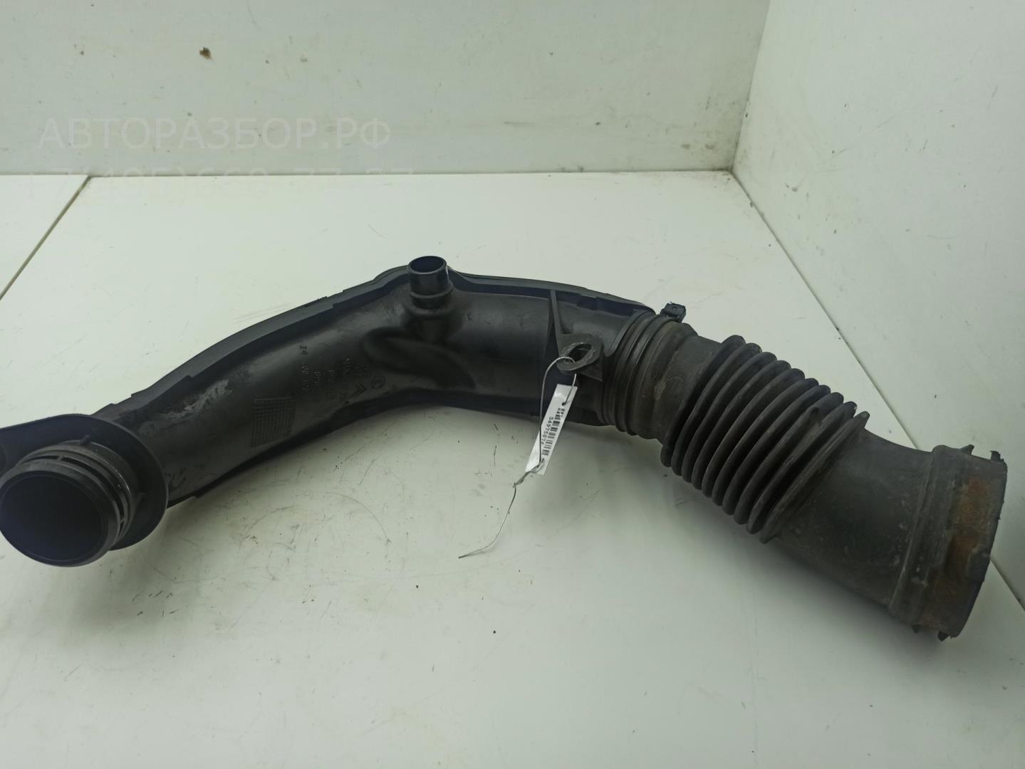 Патрубок воздушного фильтра