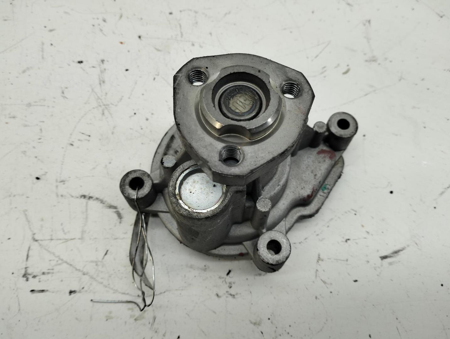 Насос водяной (помпа)