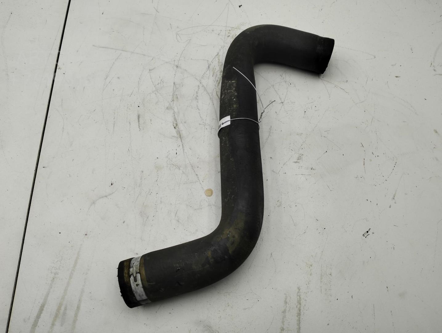 Патрубок радиатора