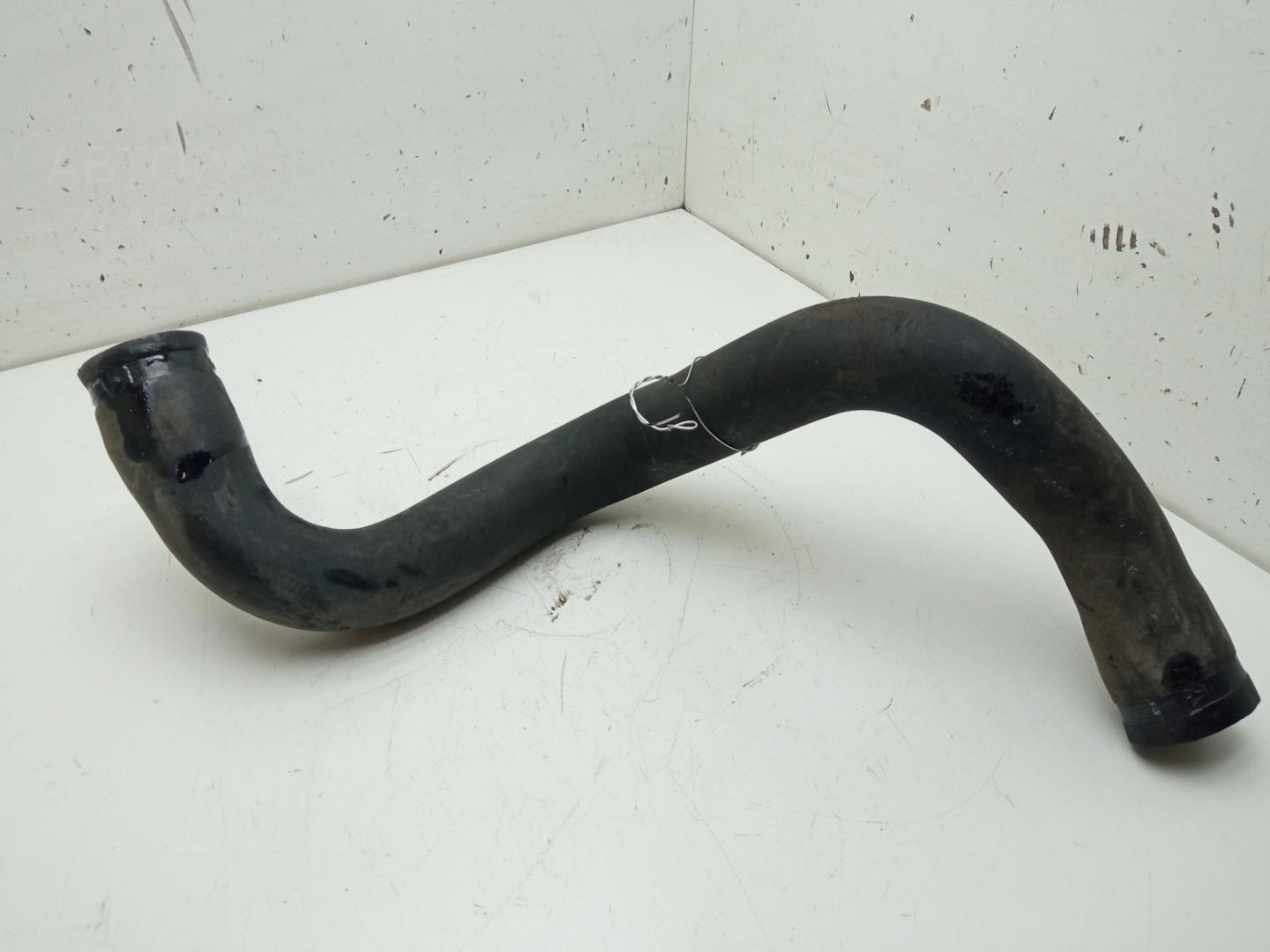 Патрубок радиатора