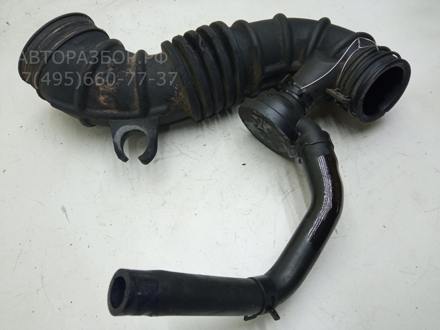 Патрубок воздушного фильтра