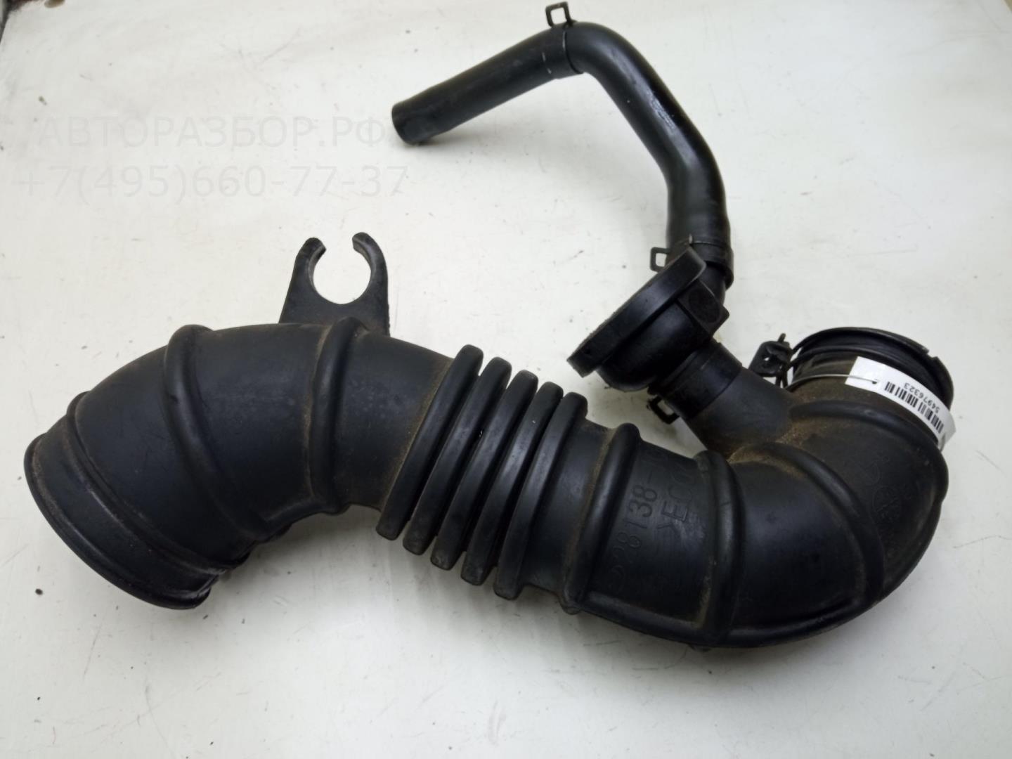 Патрубок воздушного фильтра